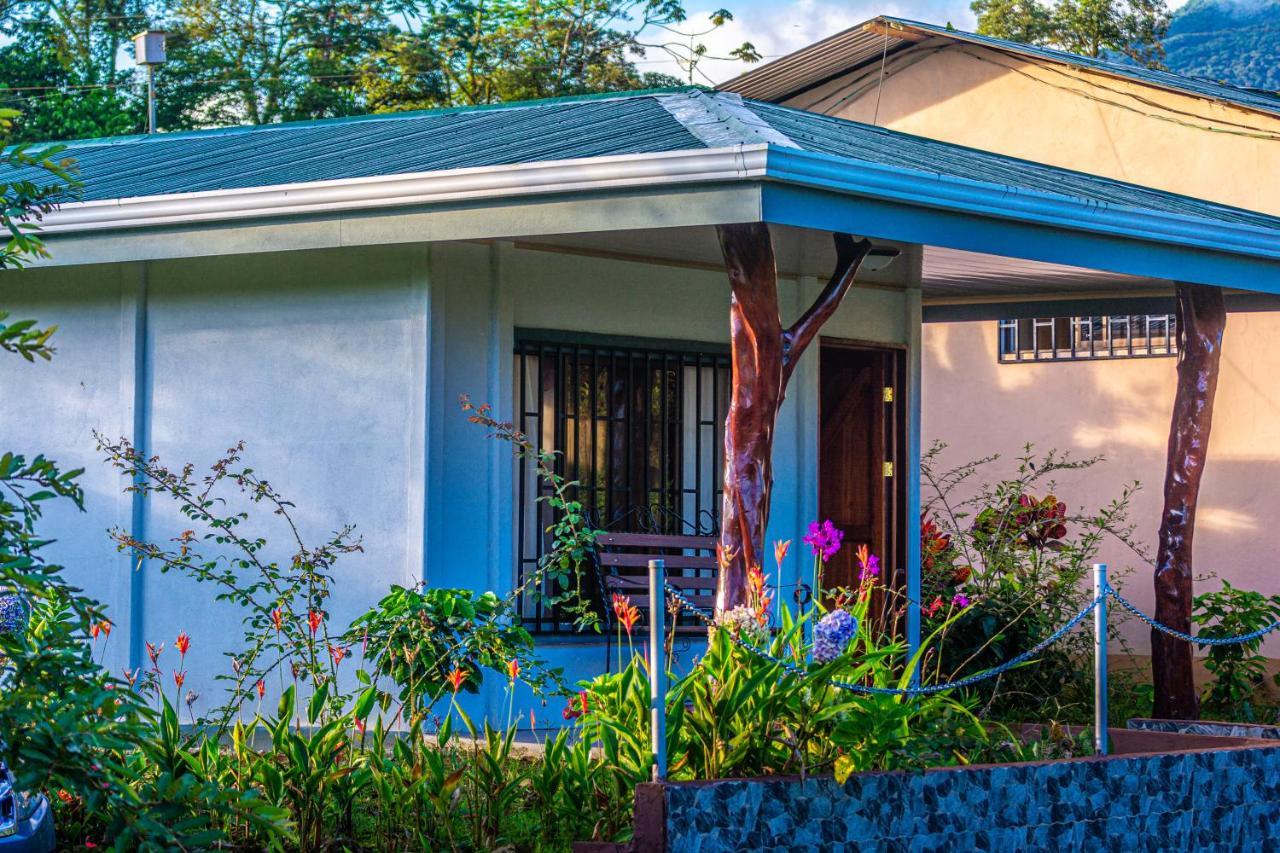 Rio Celeste Springs Blue Lodge Bijagua Exterior foto
