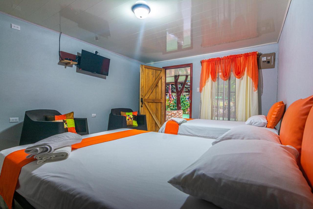 Rio Celeste Springs Blue Lodge Bijagua Exterior foto