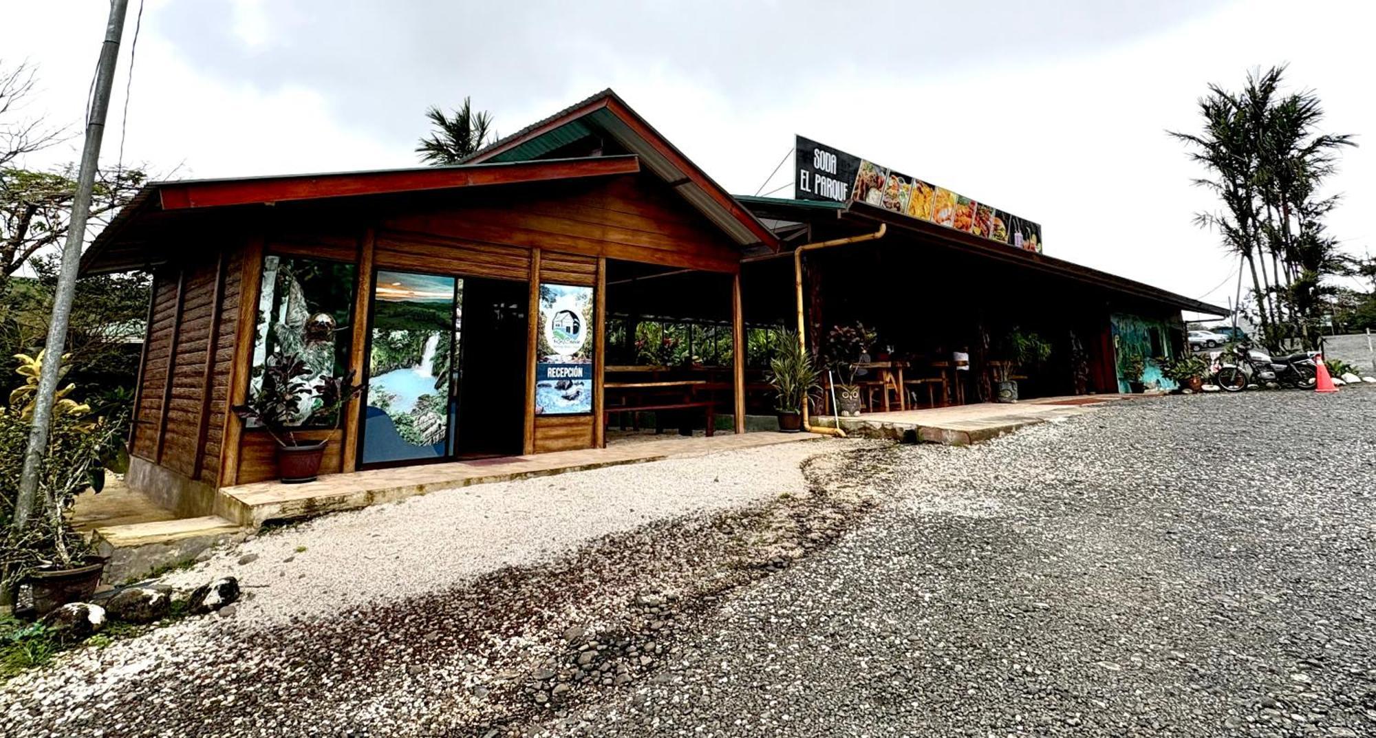 Rio Celeste Springs Blue Lodge Bijagua Exterior foto